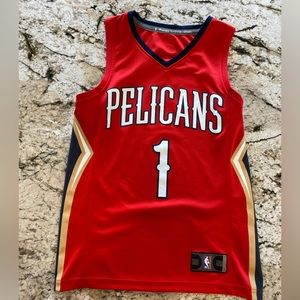 Like new! Zion Williamson Adult Small jersey